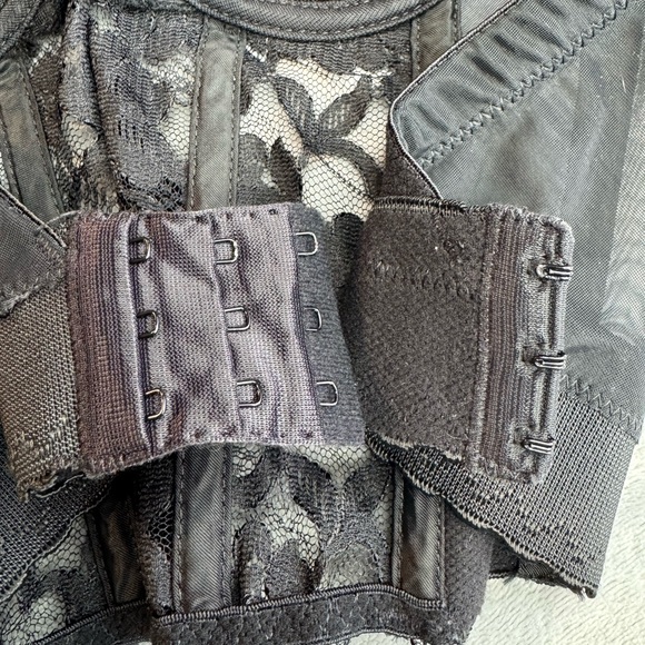 Victoria's Secret Lace Bustier Top Black Size 34A - Picture 7 of 11